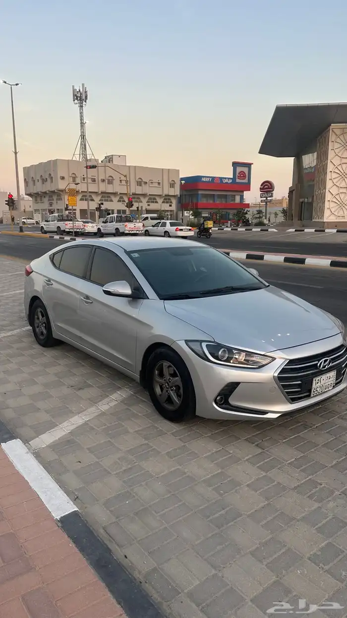 افانتي 2018 فضي ( ديزل ) 3