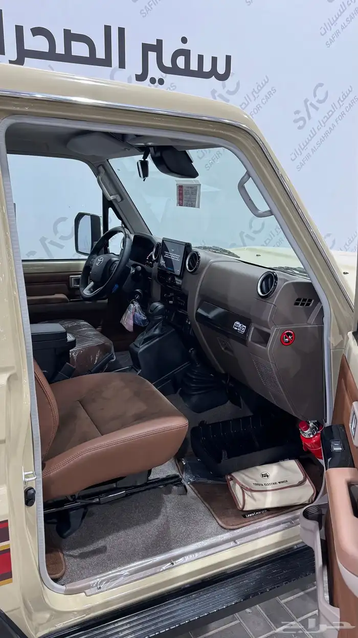 تويوتا   جيب مصندق - 2025 - تماتيك - بنزين - ونش 5