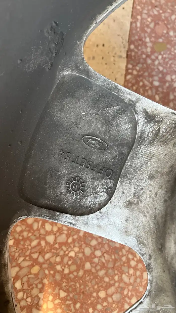 جنوط فورد فكتوريا وكاله بالختومم جنوط فورد فكتوريا. نجمه 5