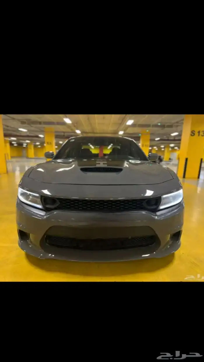 للبيع دوج تشارجر SRT وكالة 11