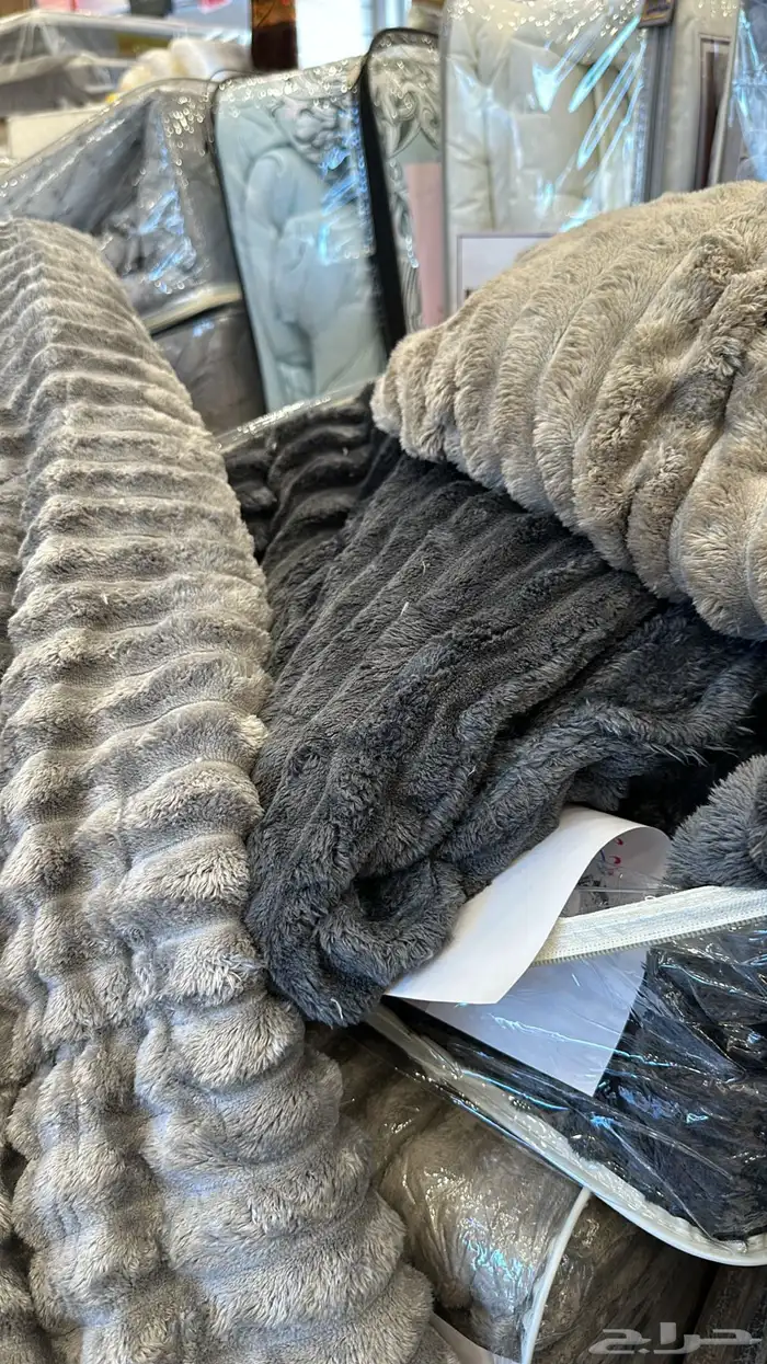 غرفه نوم طراحه سرير كمودينه مكيفات 15