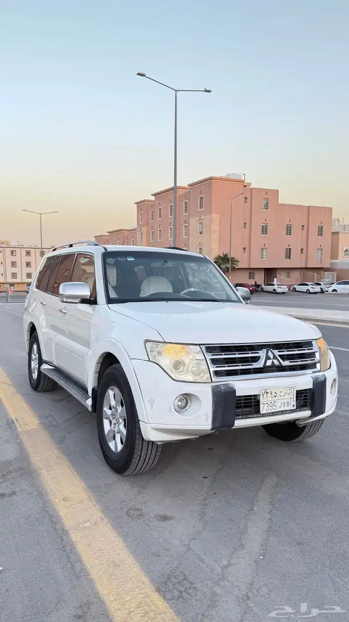 مستبيشي باجيرو 2010 8