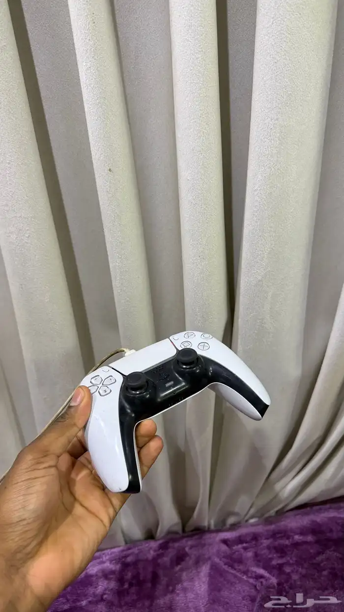 للبيع  يد تحكم PlayStation 5 (DualSense) 2