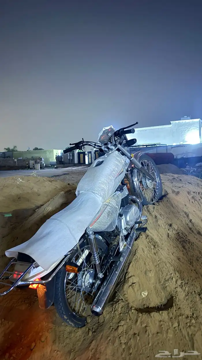 للبيع دباب وارد العميد ماشي 2000 وقابل لزيادة على اسوم 0