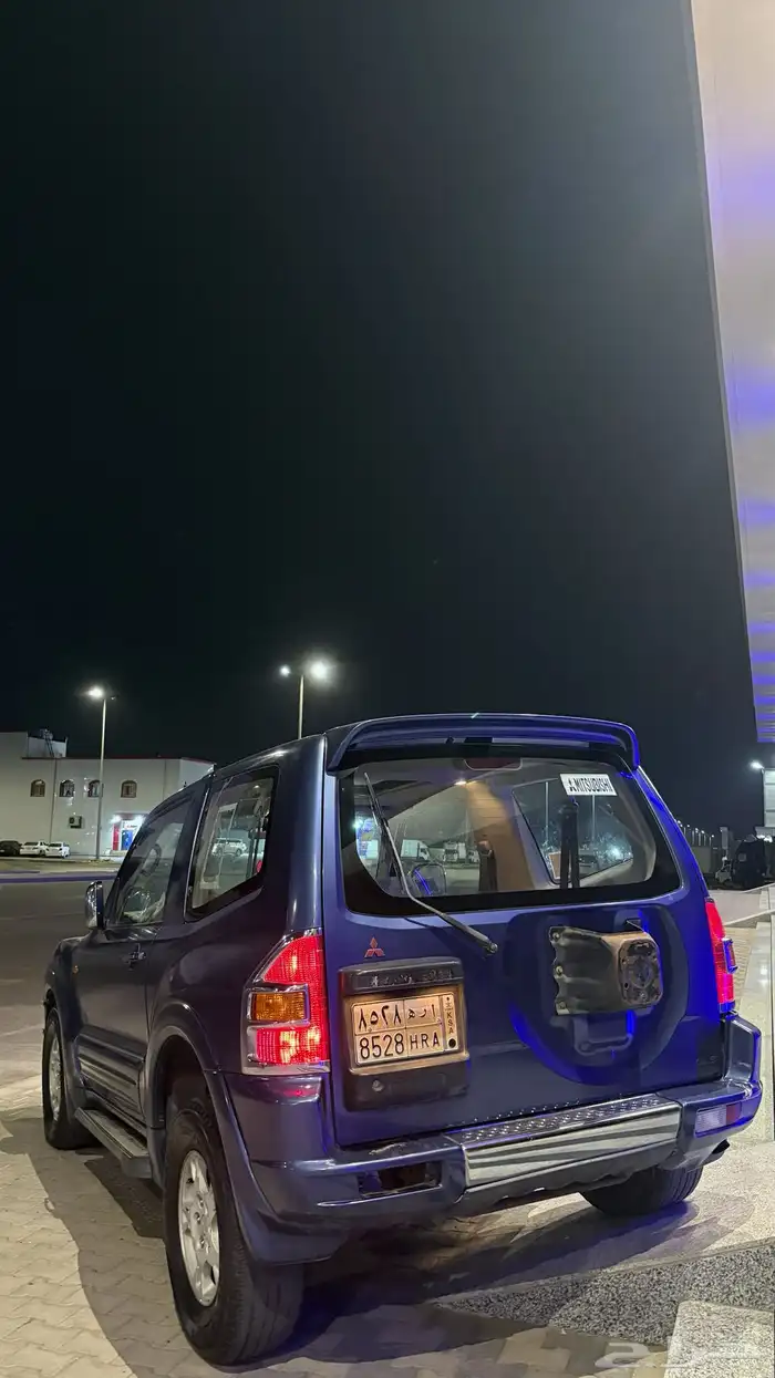 باجيرو 2001 للبيع ب 13500 وقابل للتفاوض للصامل 17