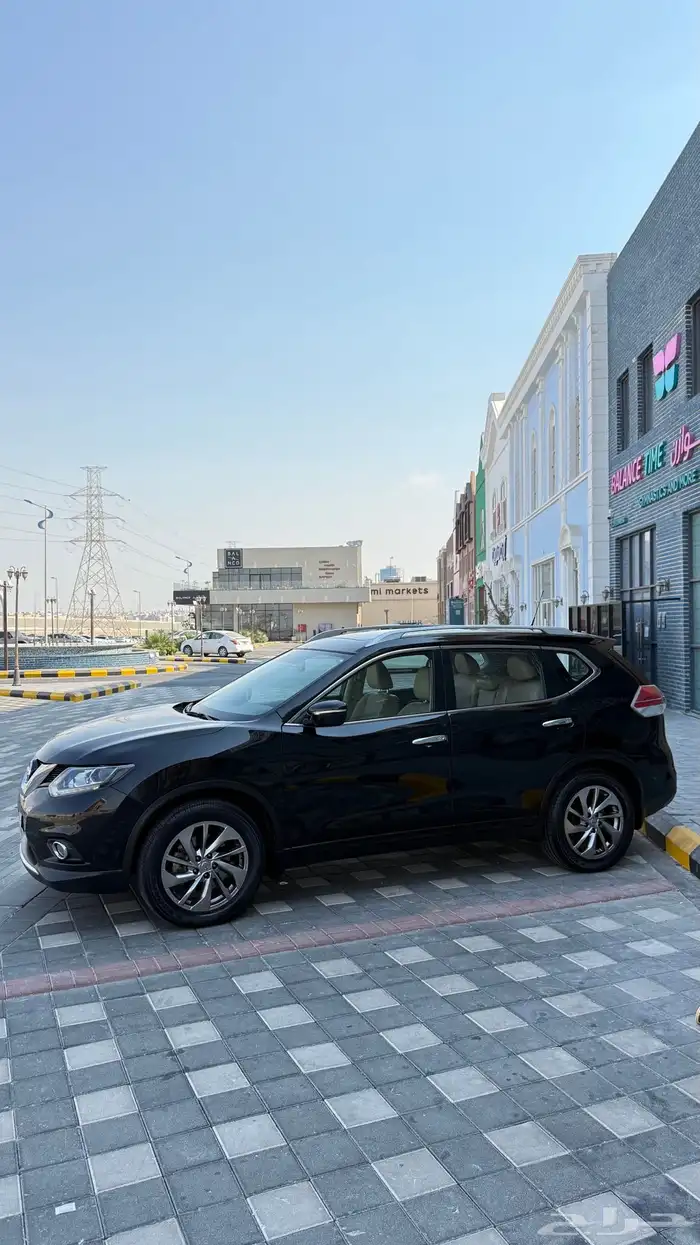 للبيع نيسان اكس تريل 2016 فل كامل - دبل 3