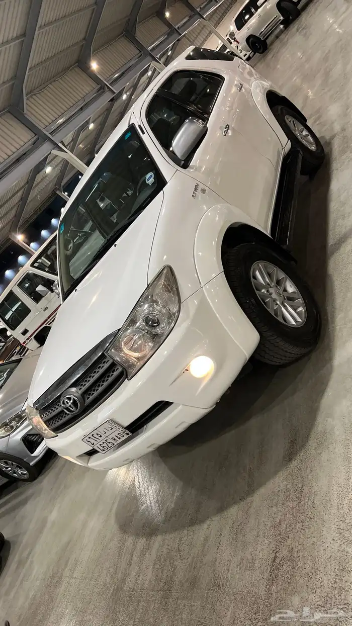 فورتشنر موديل 2010 قير اوتوماتيك 4