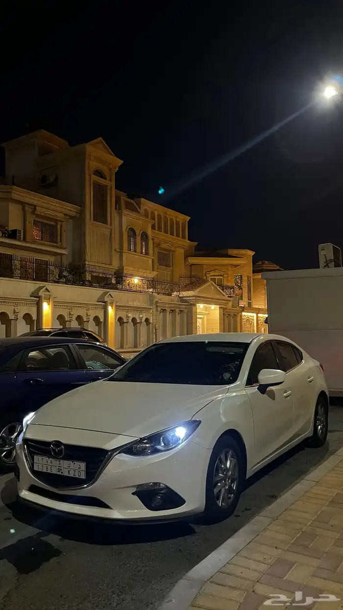مازدا 3 نص فل 25