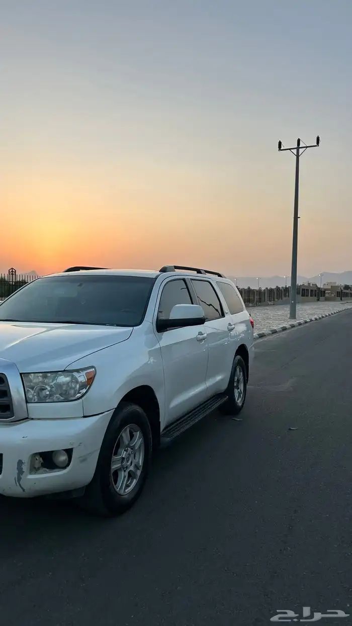 تويوتا سكويا 2015 نص فل للبيع 4