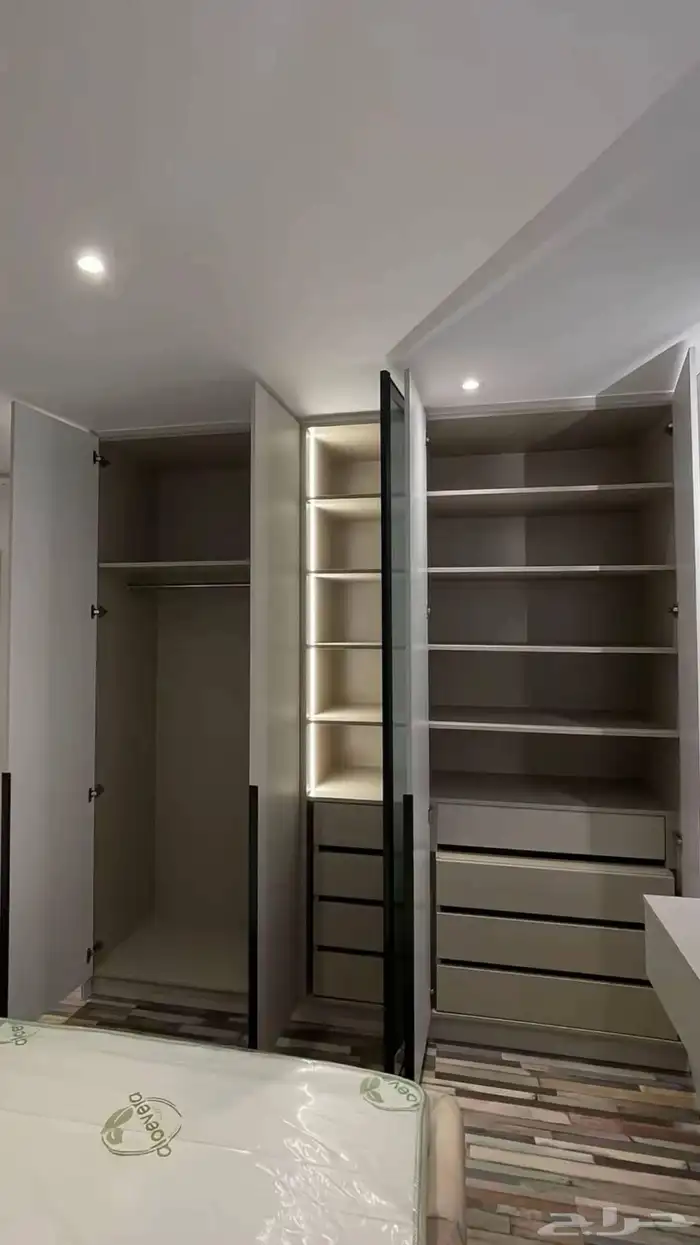 دواليب الملابس غرفة النوم ديكورات طاولات 10