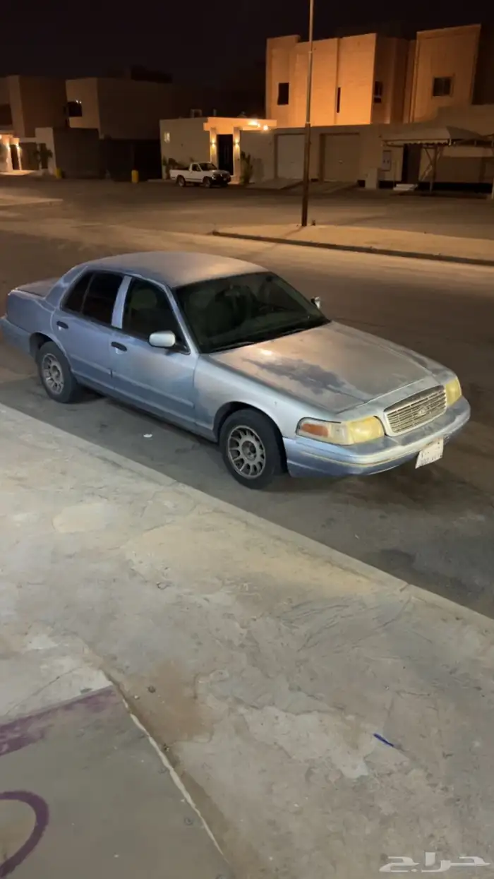 فورد فكتوريا موديل 1999 الفحص والاستماره منتهيه 1