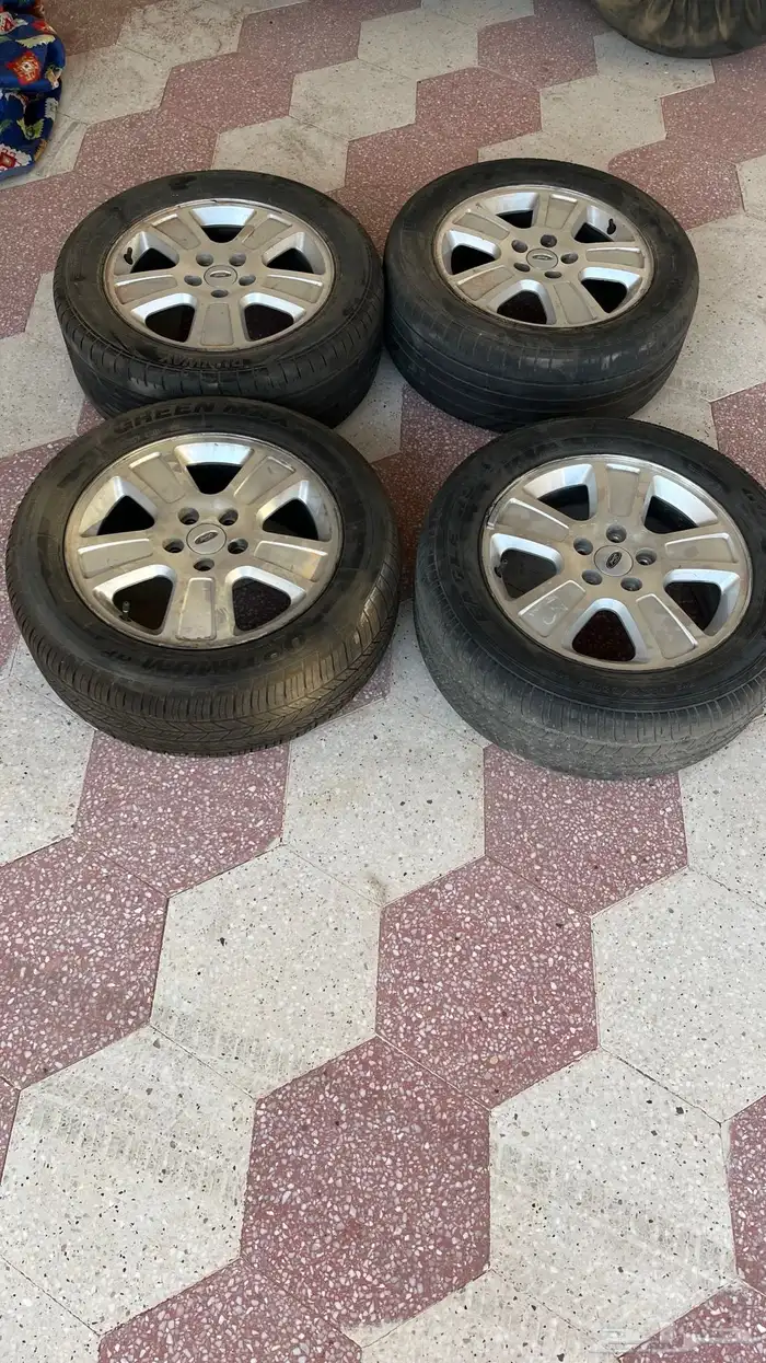 جنوط فورد فكتوريا وكاله بالختومم جنوط فورد فكتوريا. نجمه 1