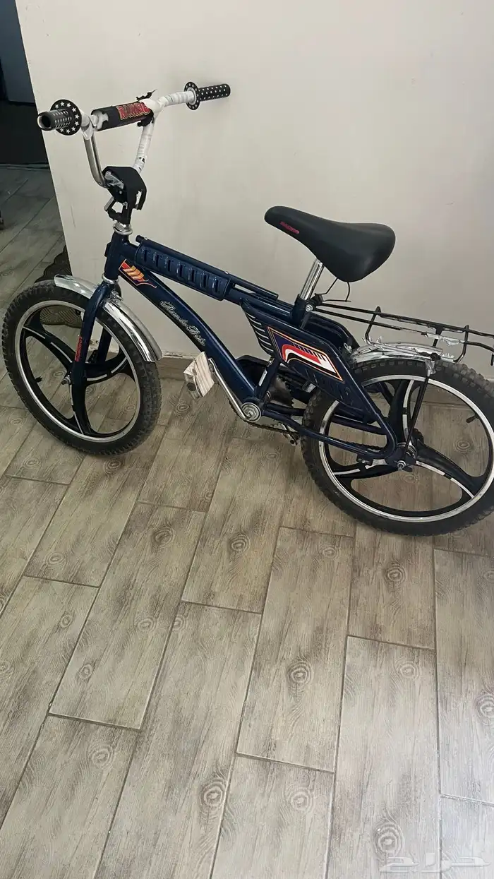 سياكل وجنوط 4