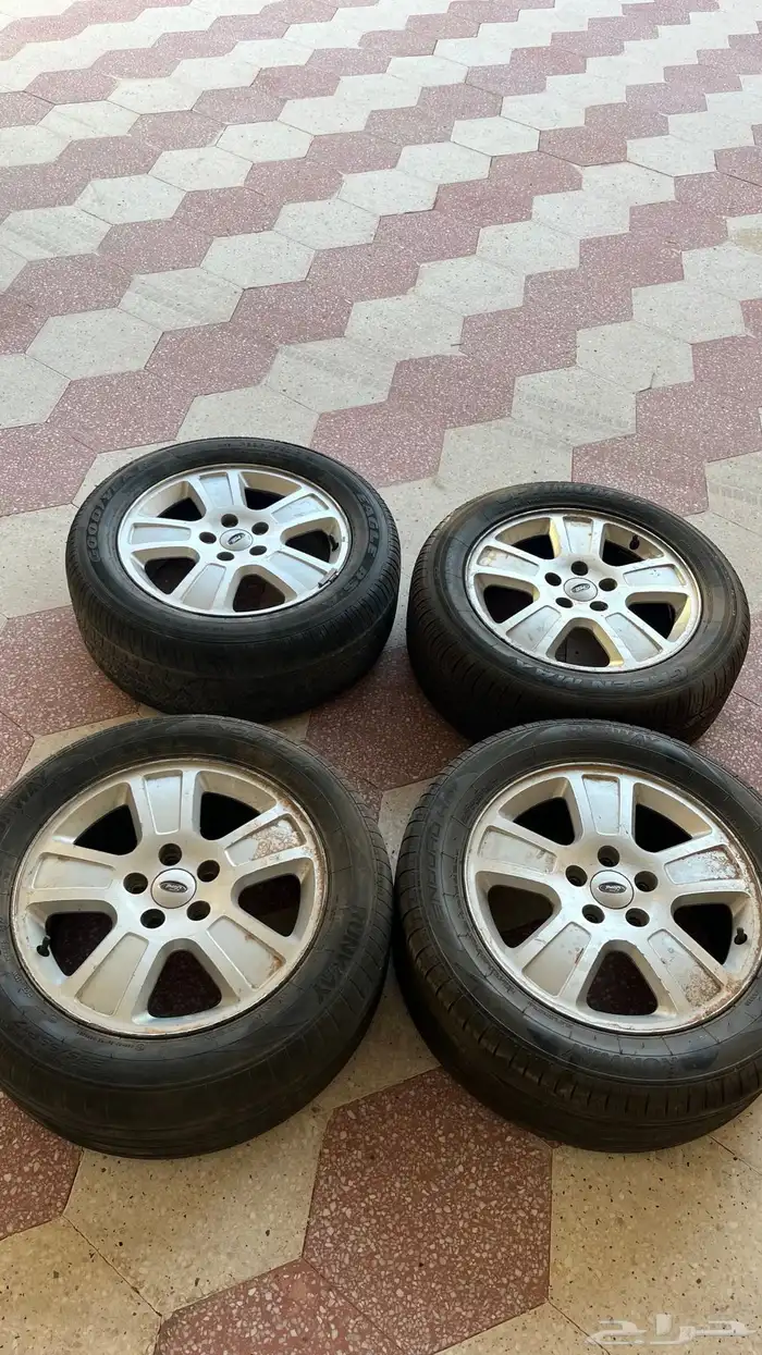 جنوط فورد فكتوريا وكاله بالختومم جنوط فورد فكتوريا. نجمه 0