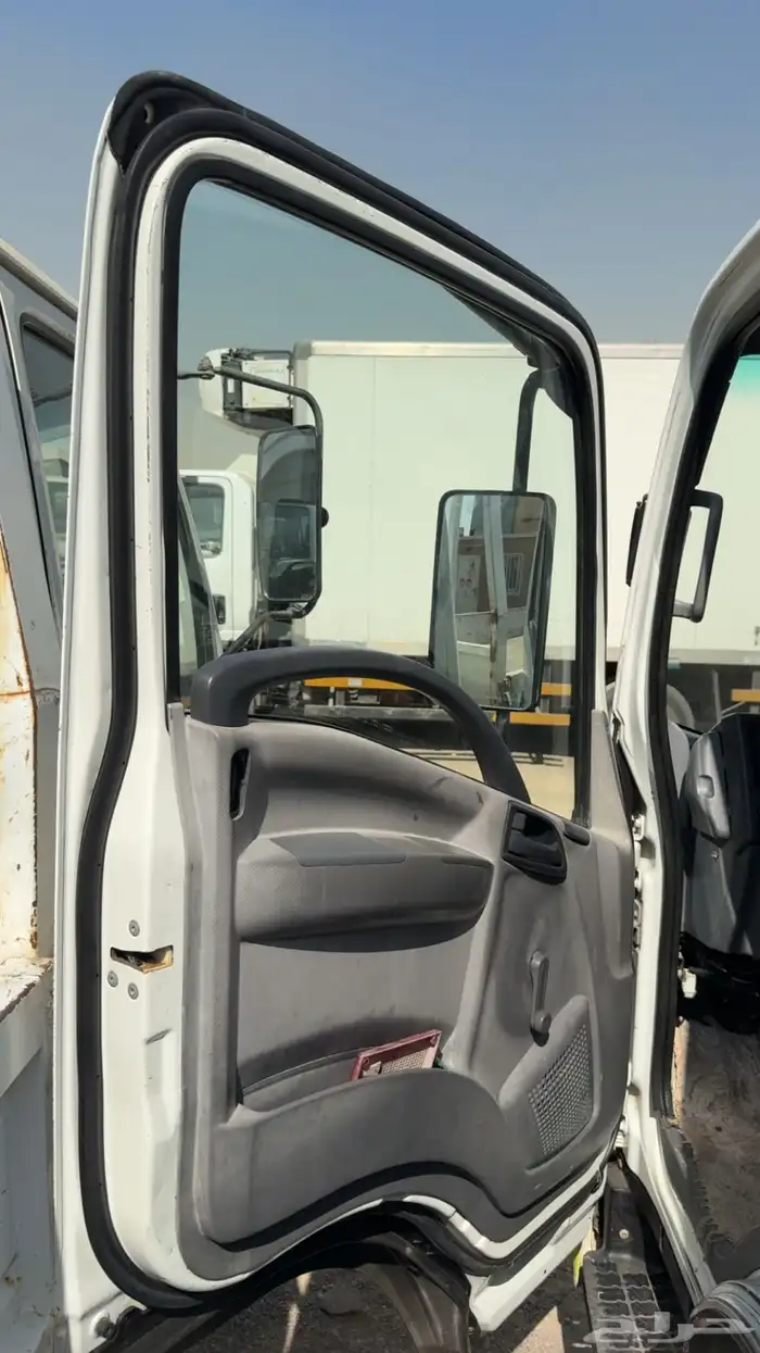 دينا ايسوزو موديل 2013 طول 4 ونص 3