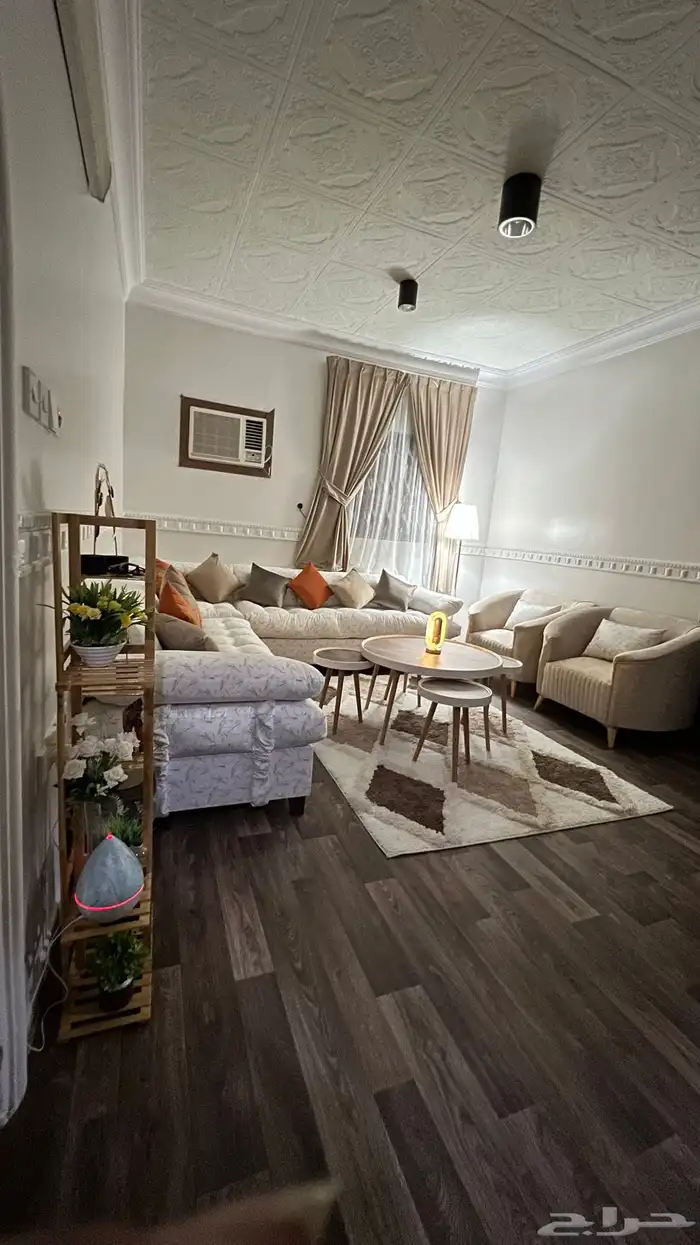 اثاث للبيع مستخدم مع ستاره 0