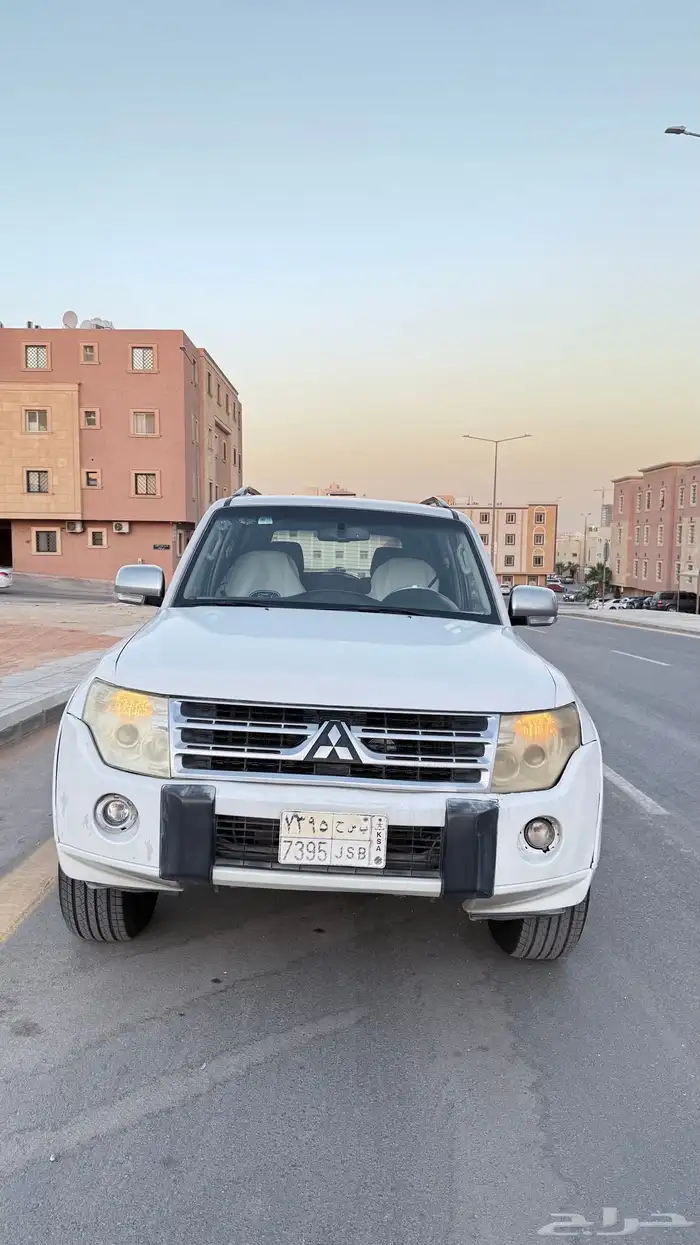 مستبيشي باجيرو 2010 5