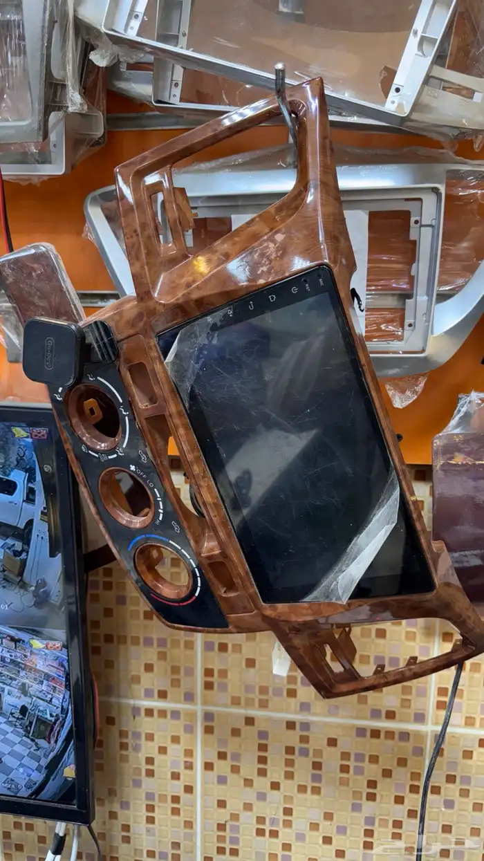 شاشه هايلوكس اخت الجديده 0