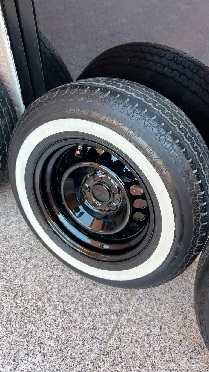 يوكهاما 205 وجنوط دمعه اسود 1