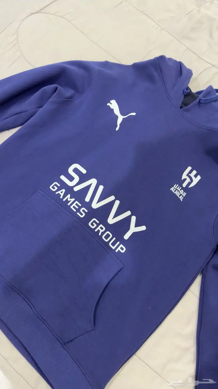 بلو ر شتوي مطبوع عليه شعار نادي الهلال السعودي بأسم يزيد 1