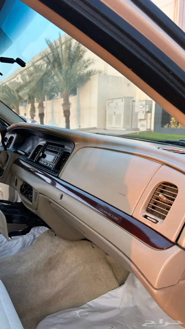 فورد كراون فكتوريا (2012) 13