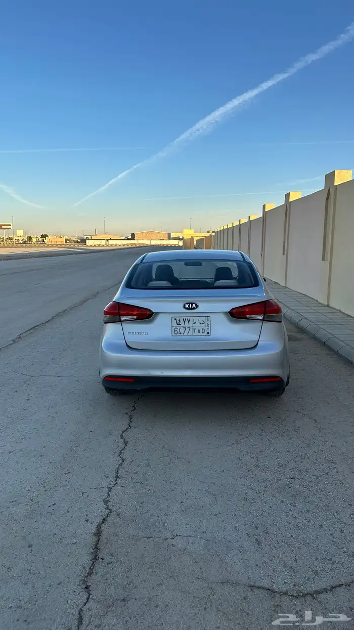 سيراتو 2017 ستاندر ممشي قليل نظيفه جدآ 26