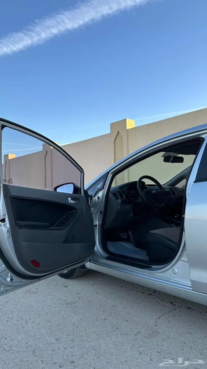 سيراتو 2017 ستاندر ممشي قليل نظيفه جدآ 35