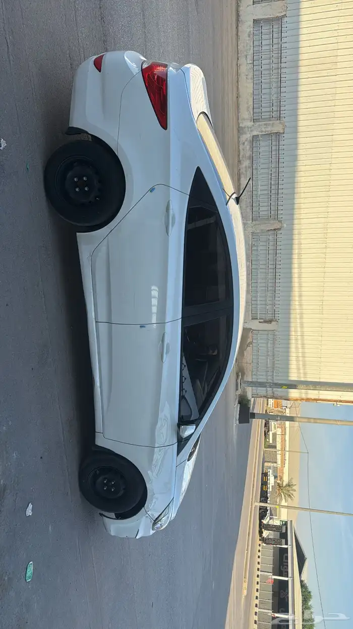 اكسنت 2017 بنزين 5