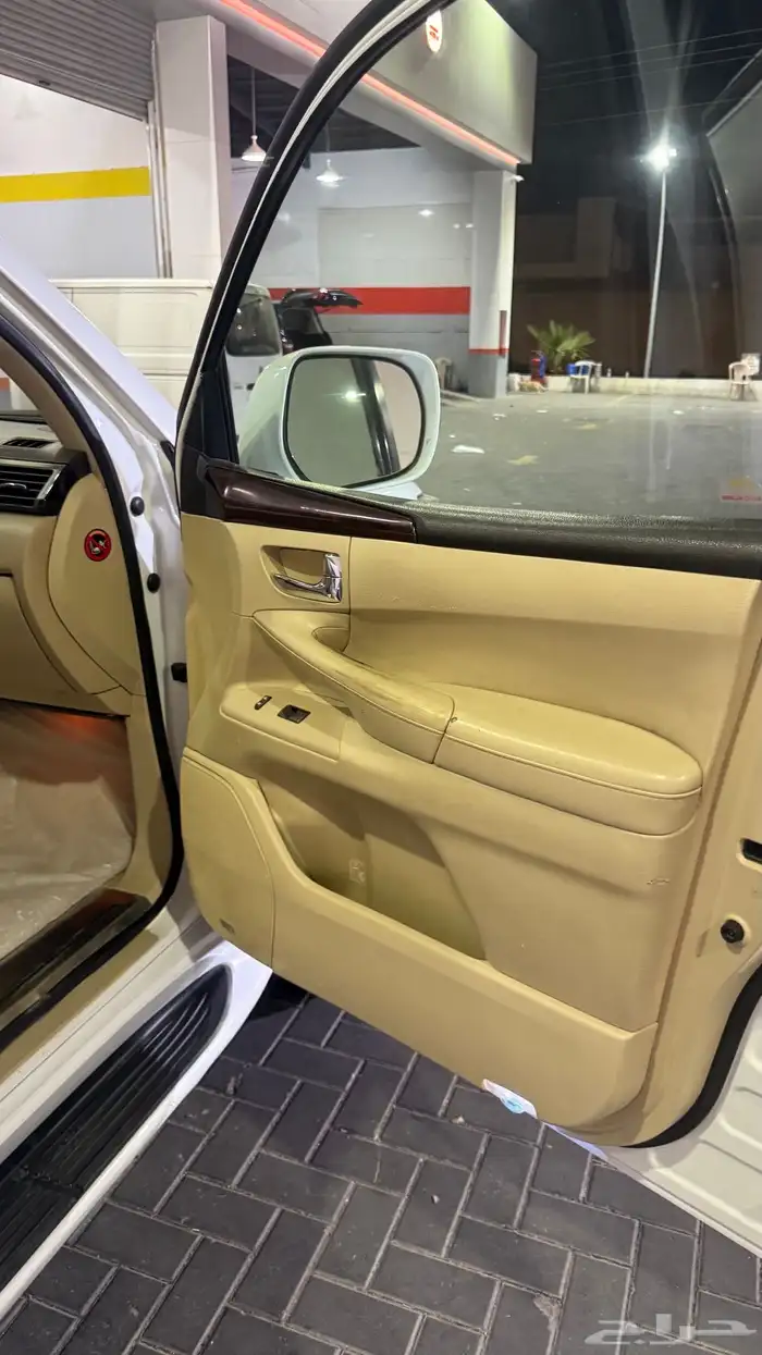 للبيع لكزز 2009 11