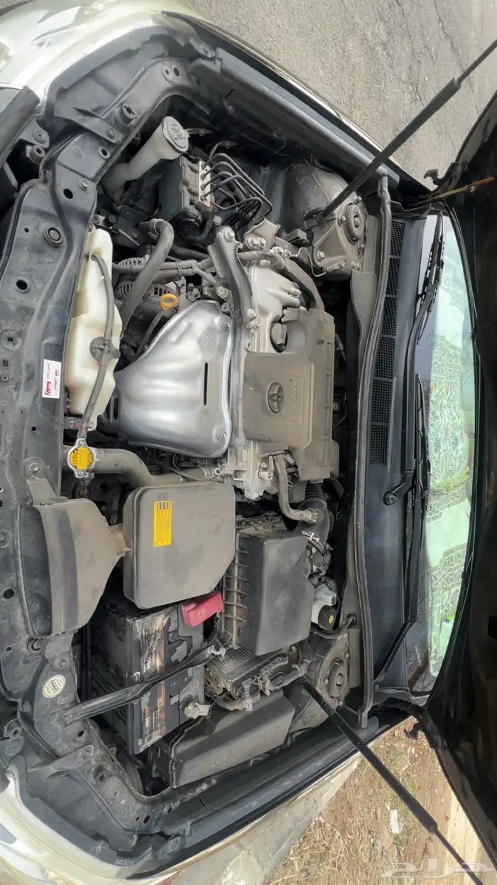 للبيع كامري ممشى قليل لون اسود بلد . 25