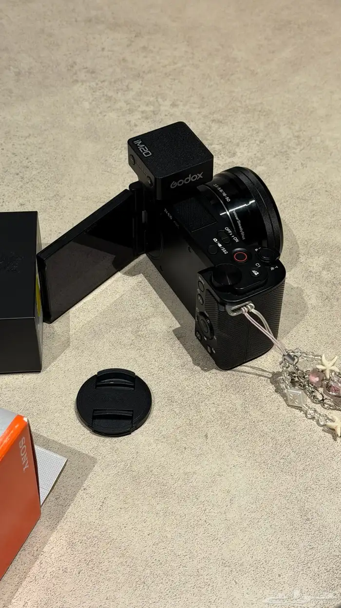 كاميرا سوني Zv-E10 استخدام نظيف مع فلاش 1