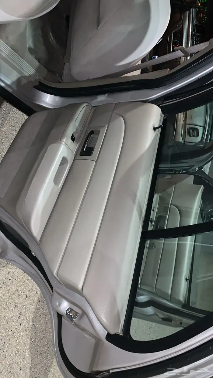 فورد فكتوريا سمنتي 2011 7