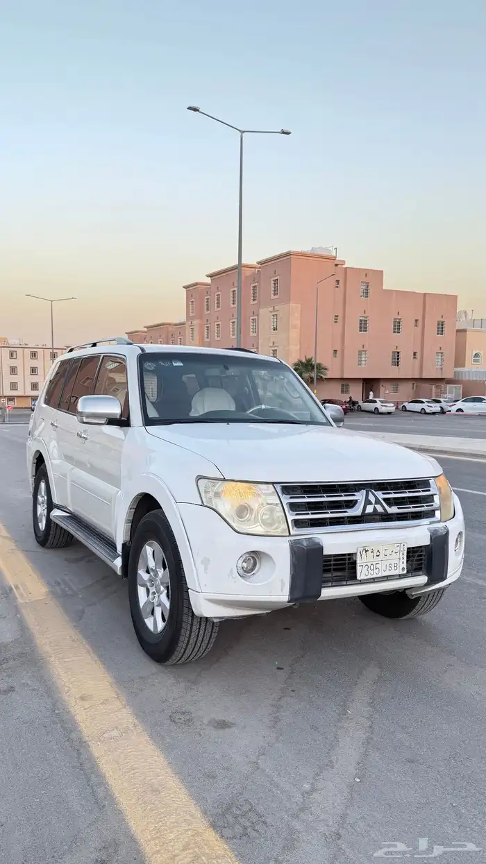 مستبيشي باجيرو 2010 10