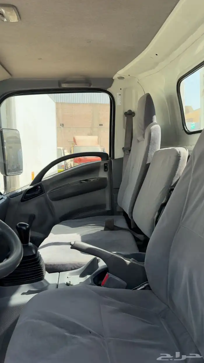 دينا ايسوزو موديل 2013 طول 4 ونص 6