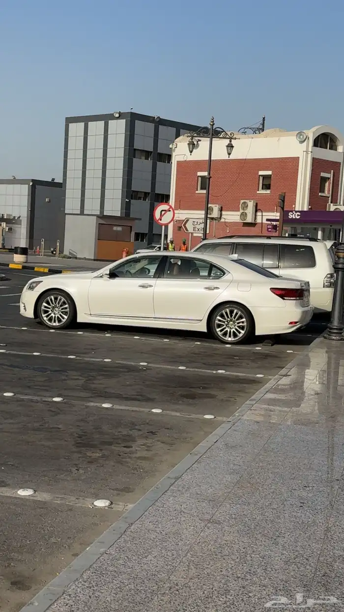 لكزس ls 460 للبيع 5