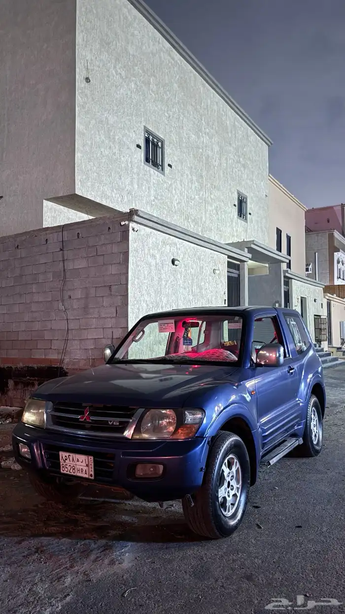 باجيرو 2001 للبيع ب 13500 وقابل للتفاوض للصامل 8