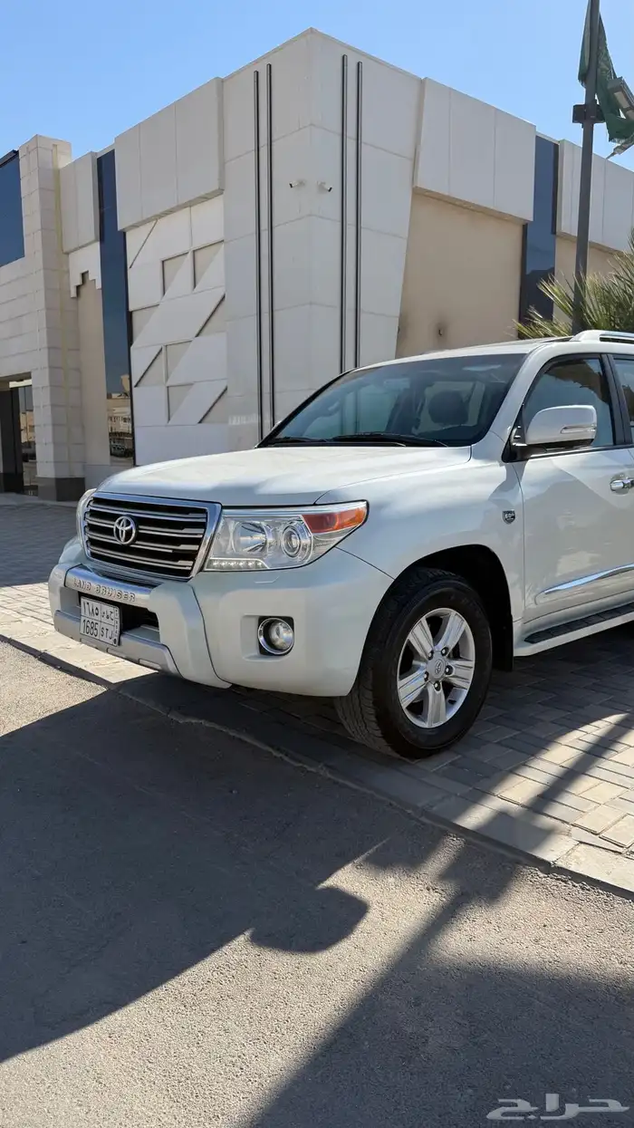 لاندكروزر GXR3 V8 ستيني ( نظيف ) 12