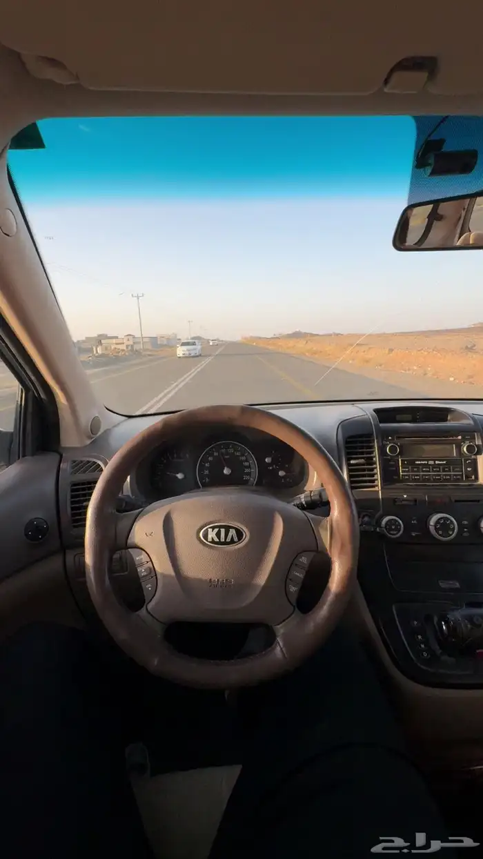 كيا كرنفال 2015 8