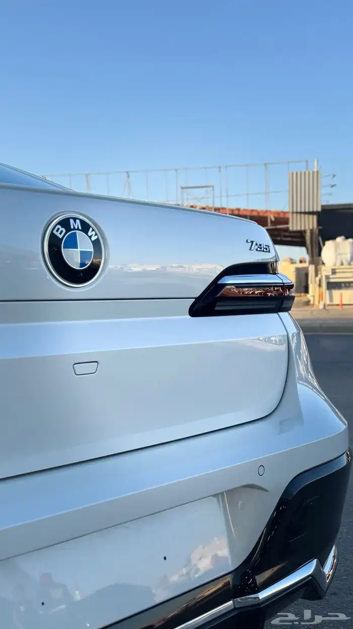 BMW 2026 I735 فل كامل سكاي لاونج 4