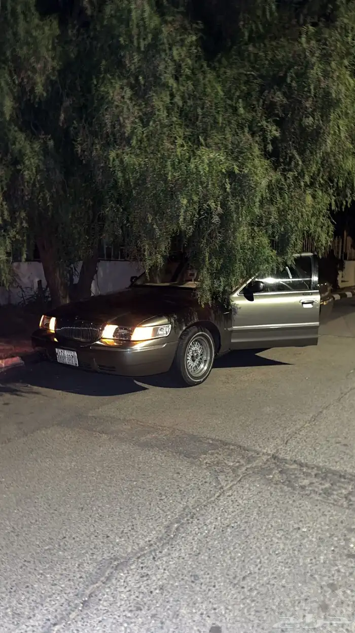 قراند ماركيز 2001 1