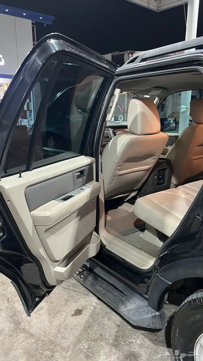 جمس فورد اكسبيديشن 2010 14