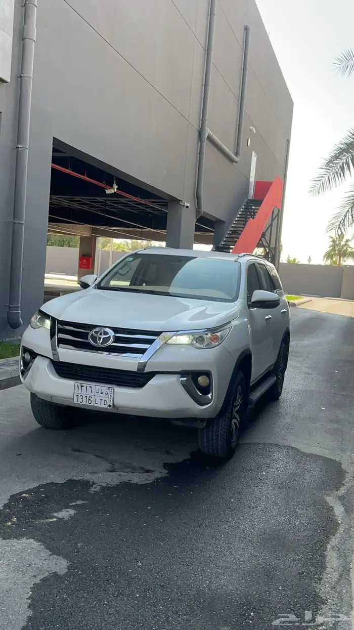 السلام عليكم فورتشنر 2019 للبيع 2