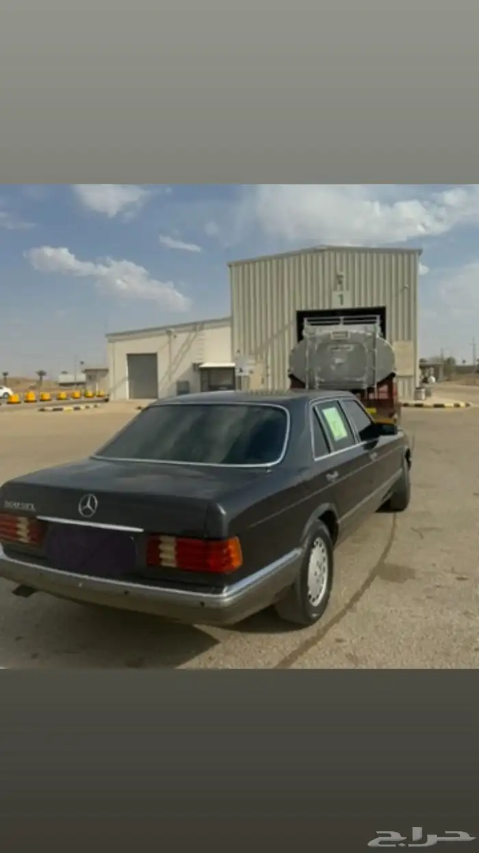مرسيدس 1990 نظيف مخزن ملكي مع لوحات مميزه على السياره 5