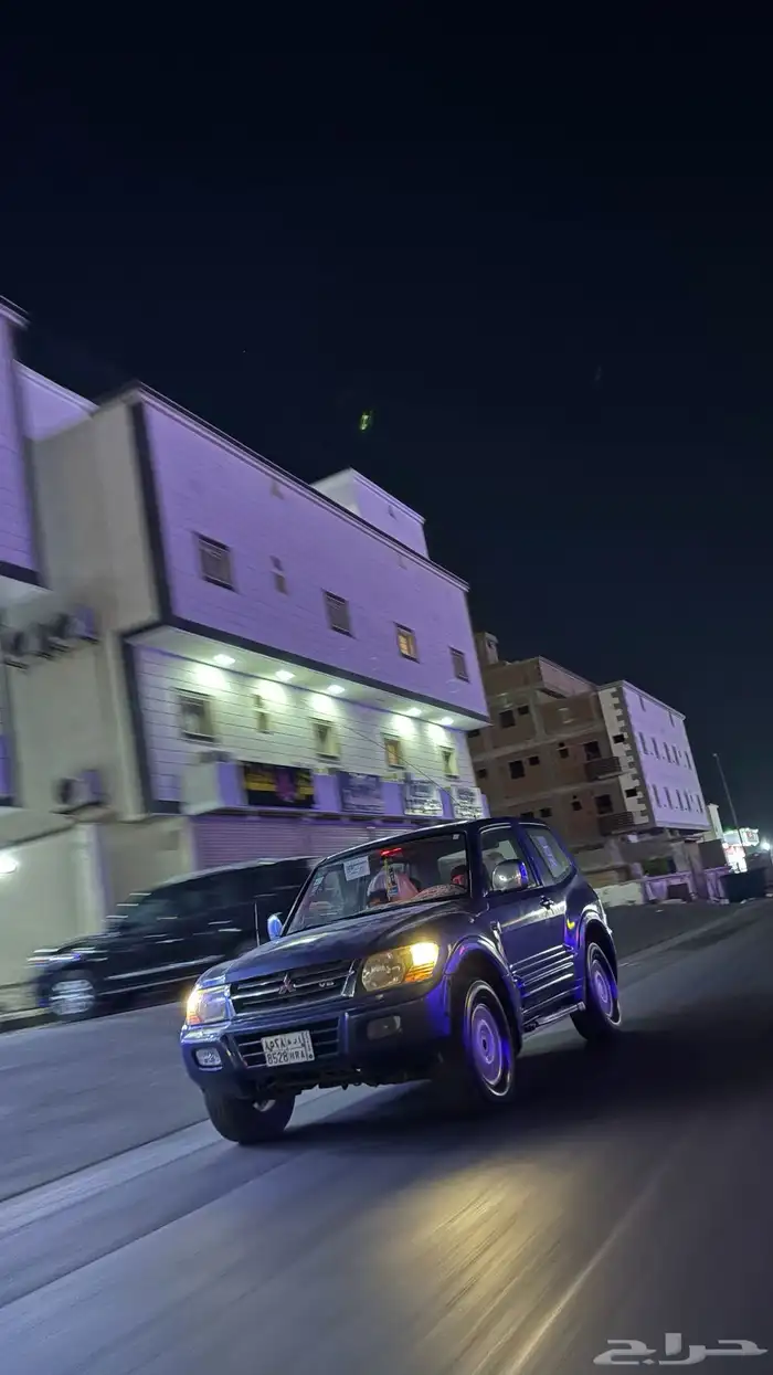 باجيرو 2001 للبيع ب 13500 وقابل للتفاوض للصامل 35