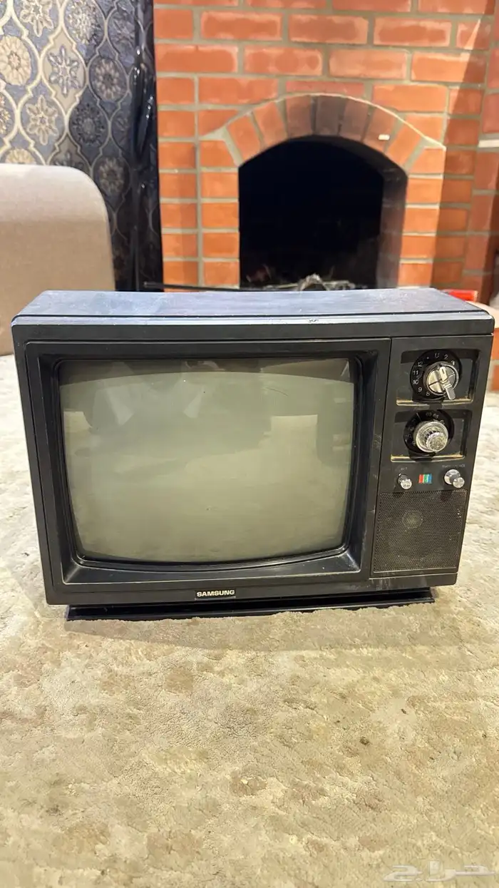 تلفزيون قديم سامسونق شغال 2