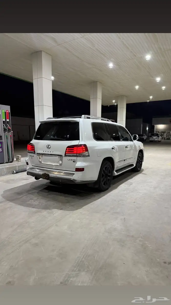 جيب لكزس 2015 0