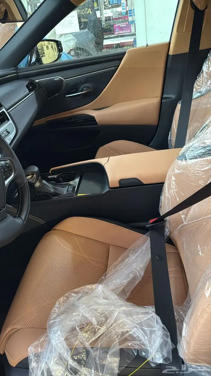 لكززس اخت الوكالة DD -ES 2025 نظيفه 8