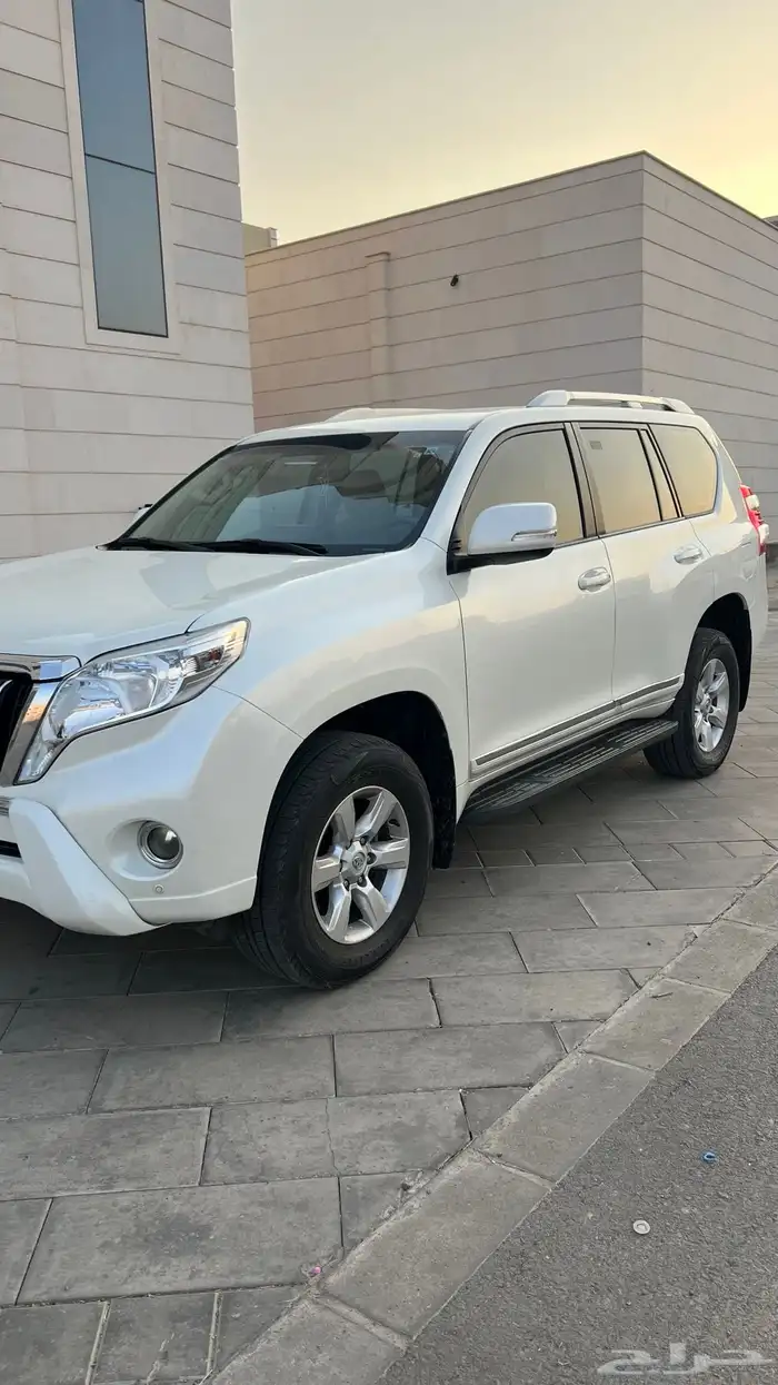 برادو 2016 سعودي 6 سلندر ( دبل-ثلاجه) 2