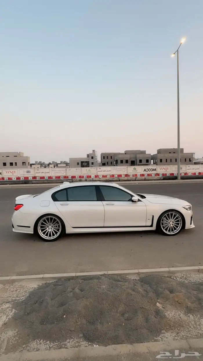 BMW 740 معدل ام بور اصلي الوحيد بالمملكه 8