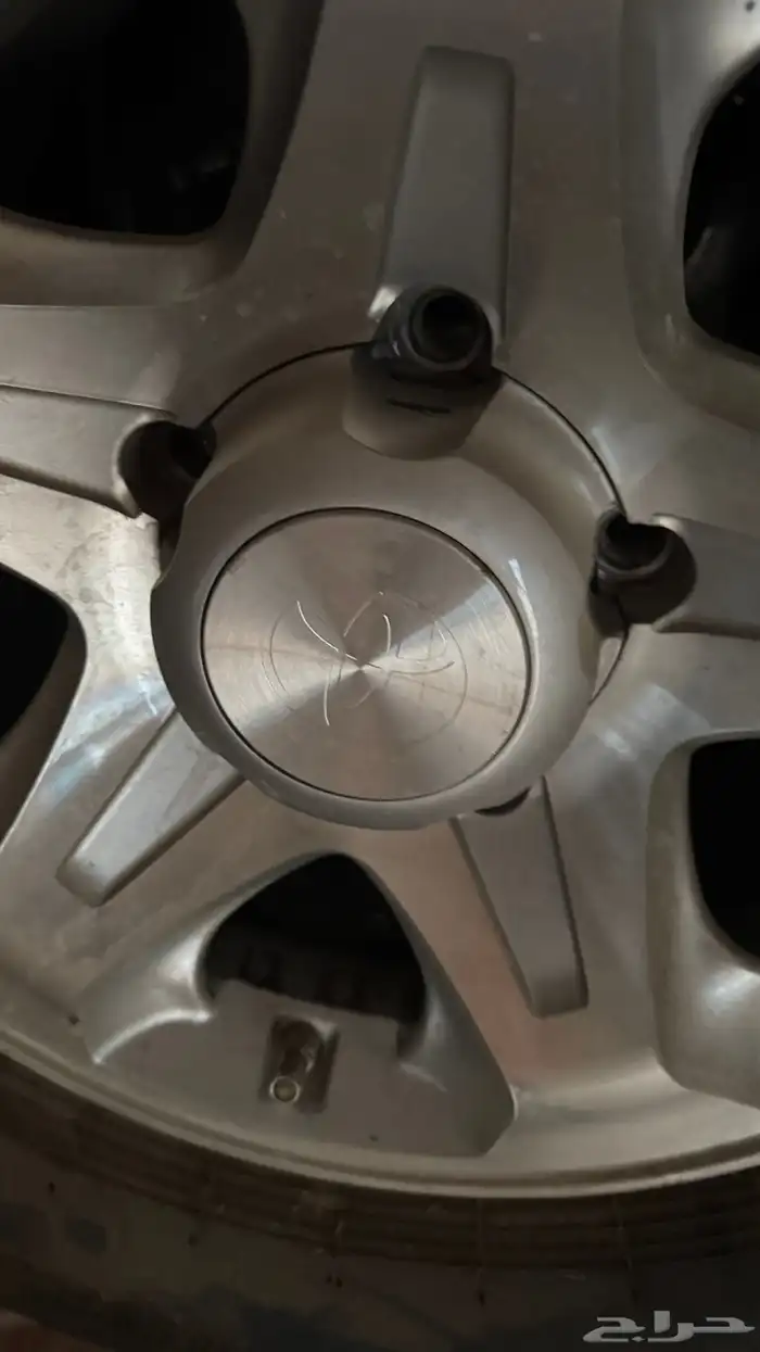 جنوط رفرف مع كفرات بالون 3